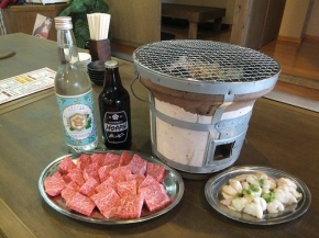 七輪焼肉 ホルモン屋 雷神