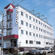 広和・クラーク館