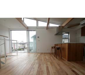 有限会社有山工務店