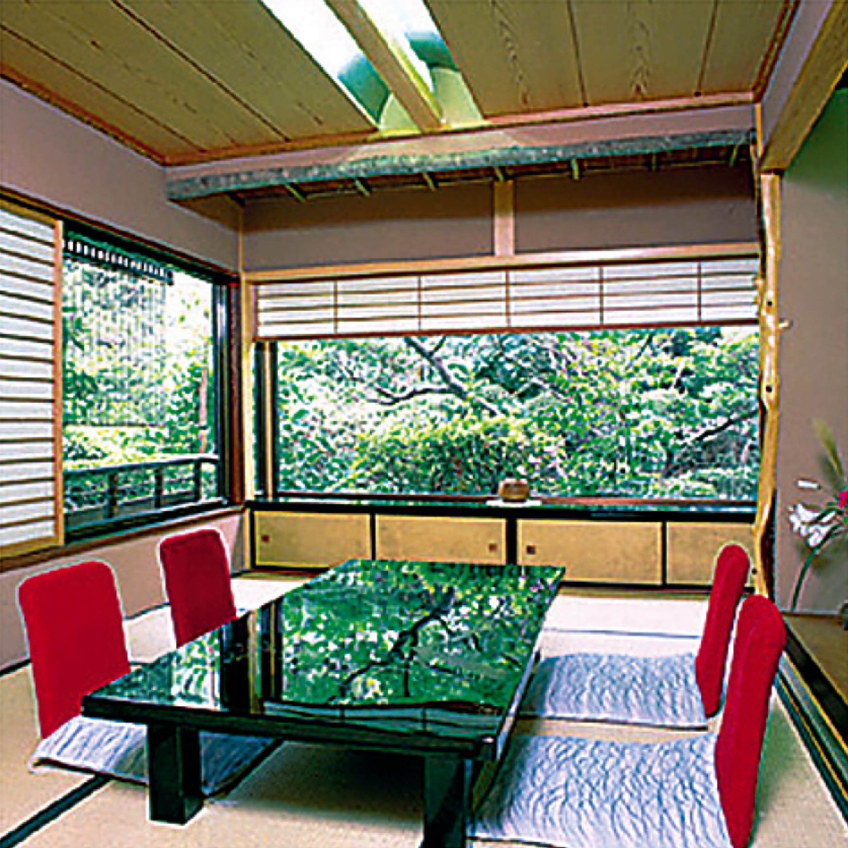 料亭・結婚式場賀城園