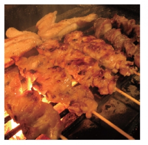 備長炭火焼鳥 鷹々 （たかたか）