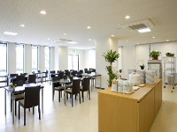 アズイン半田インター