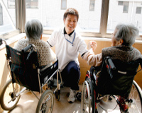 介護老人保健施設 メディケア盛年館