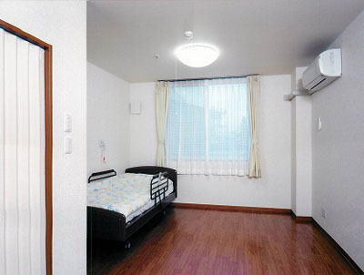 ディア・レスト三次