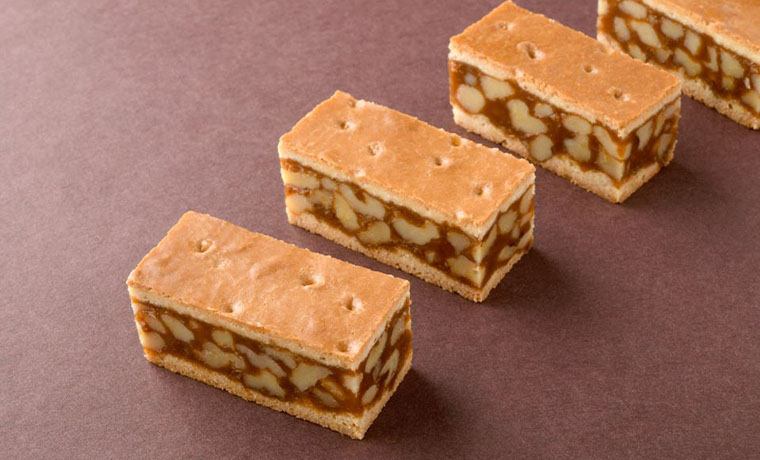 「クルミッ子」